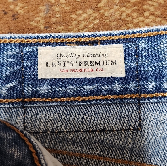 Levi's jeans - Picture 4 of 14